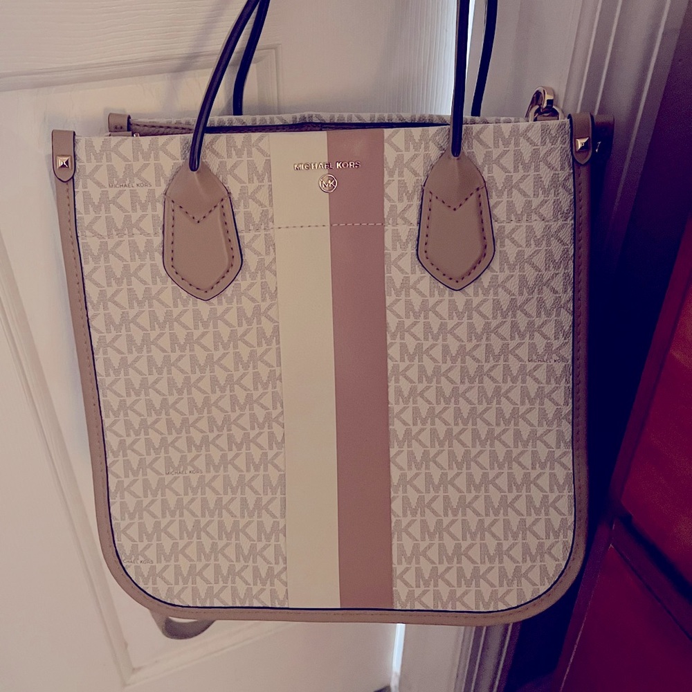 Authentic Michael Kors Tote